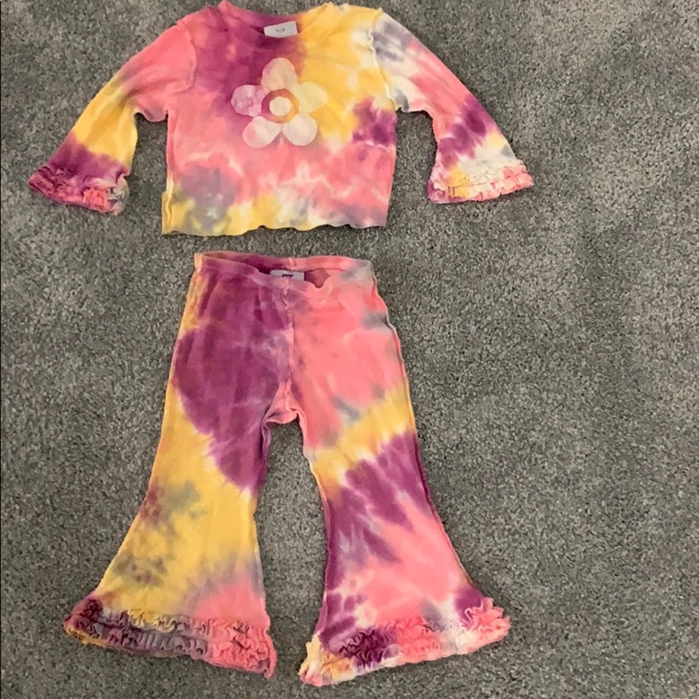Designer two piece pants and top outfit